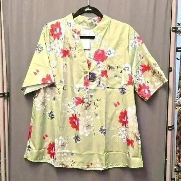 Green Floral Blouse Size XXL For Women - Picture 1 of 4